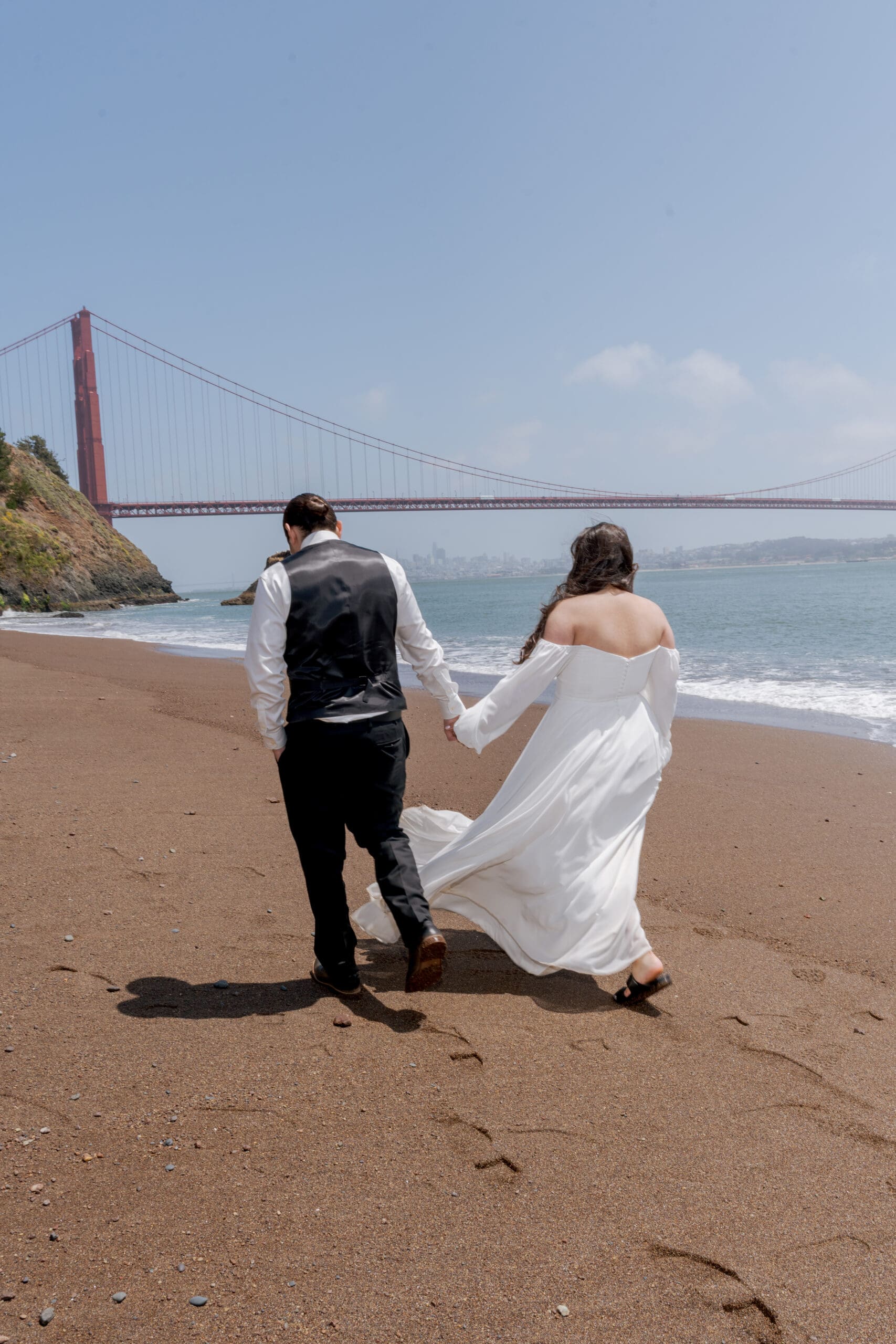 Elopement Newlyweds on Kirby Cove Beach in San Francisco