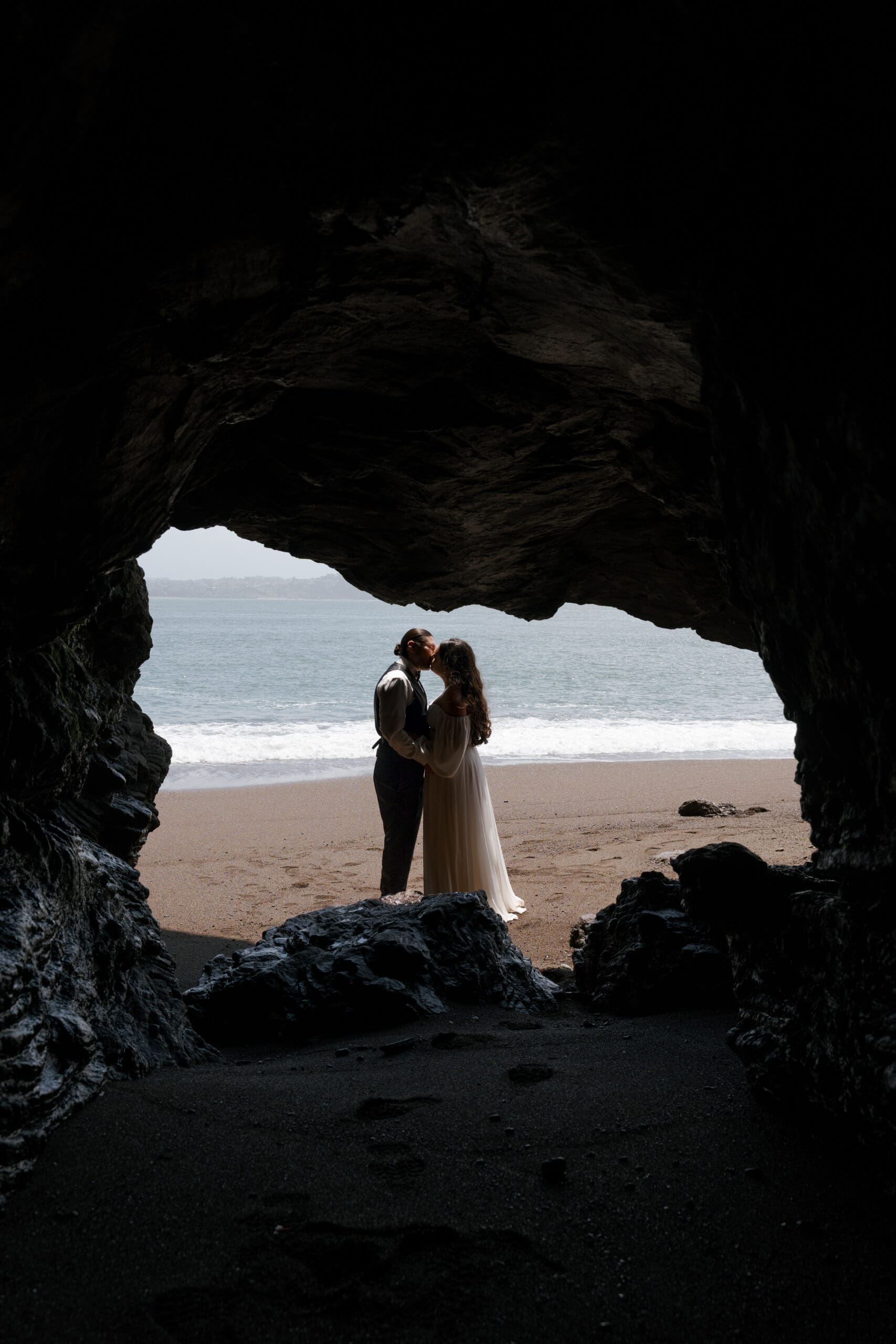 Elopement couple at Kirby Cove in San Francisco