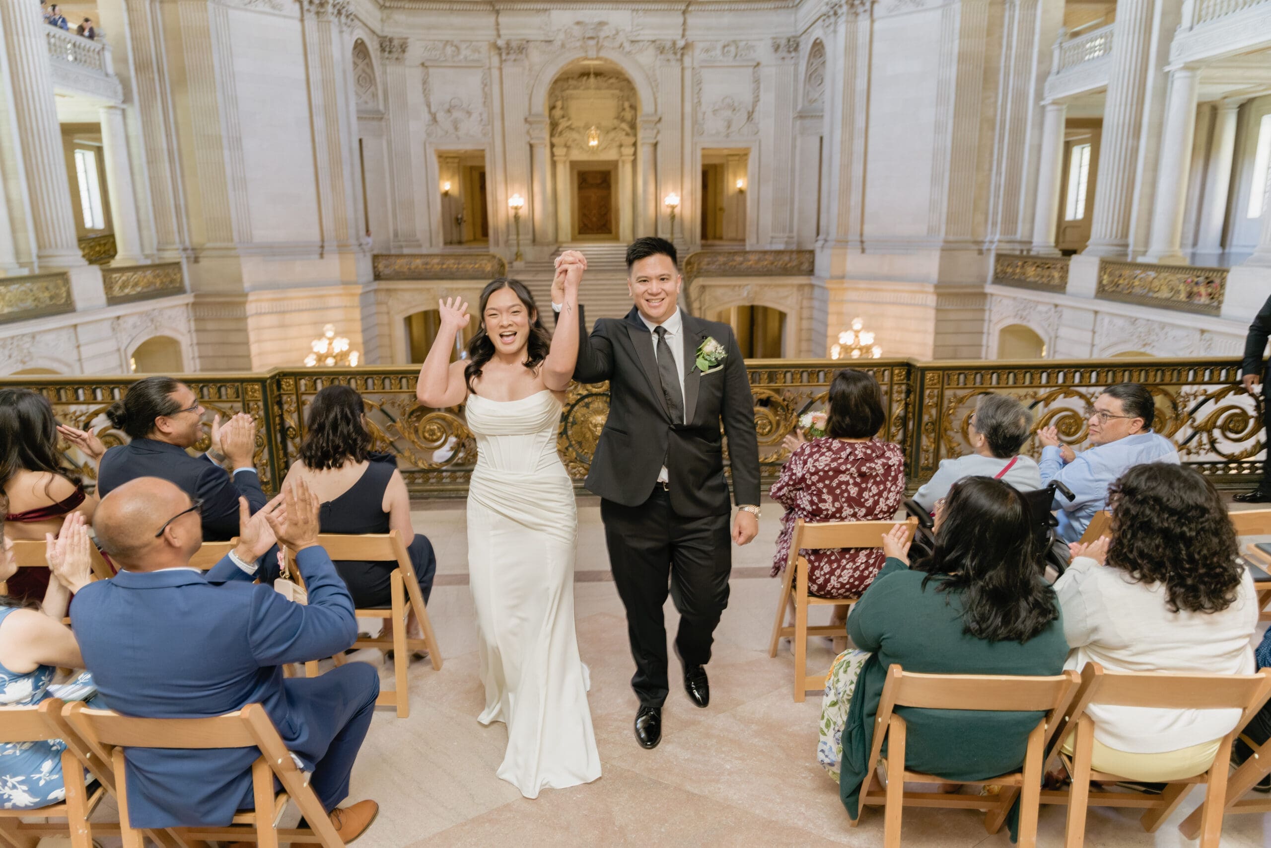 1 Hour Ceremony Reservation on the Mayor's Balcony in San Francisco City Hall