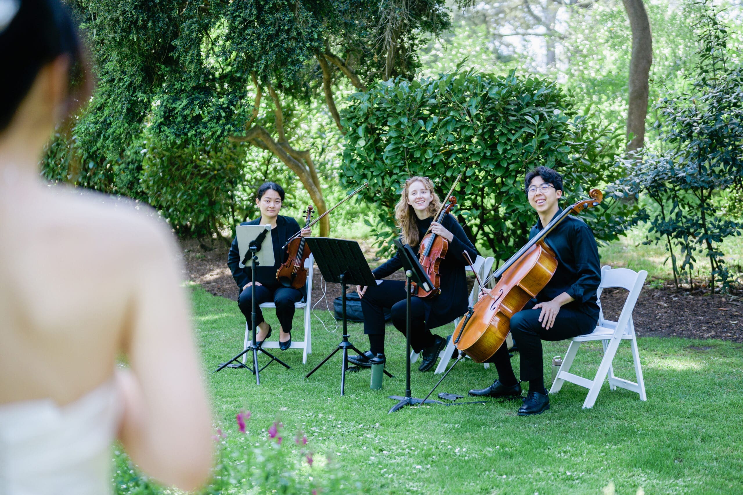Live musicians during the wedding marriage ceremony in Golden Gate Park